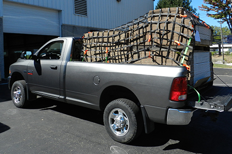 Using cargo netting for truck